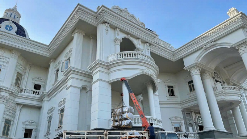 Các mẫu cột đá và phào chỉ
