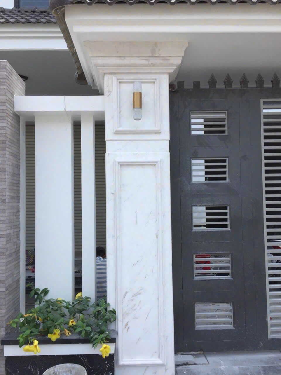 Các mẫu cột đá