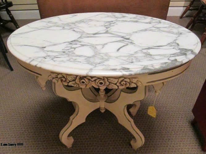 Mẫu Bàn Ăn Mặt Đá Đẹp Sang Trọng Cho Không Gian Bếp Hiện Đại