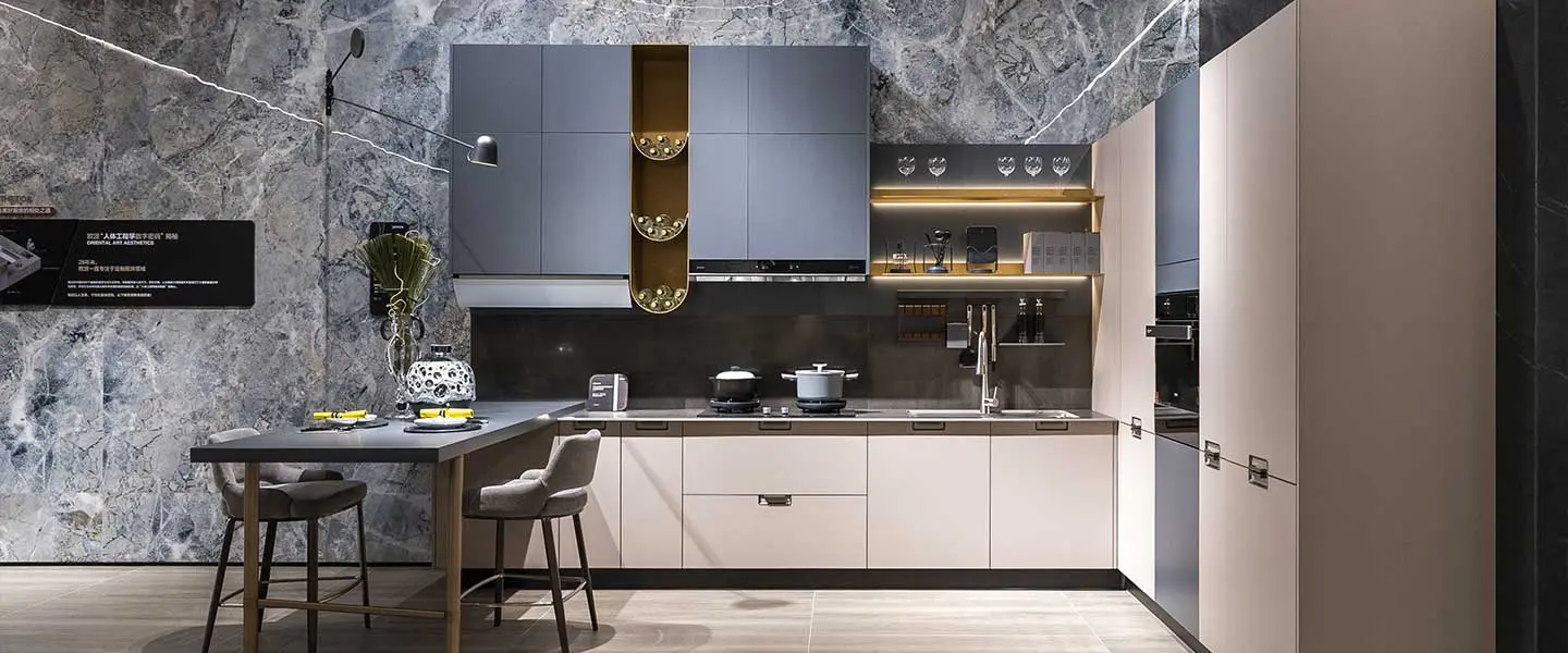 Thiết kế thi công Tủ bếp Melamine màu xanh hiện đại