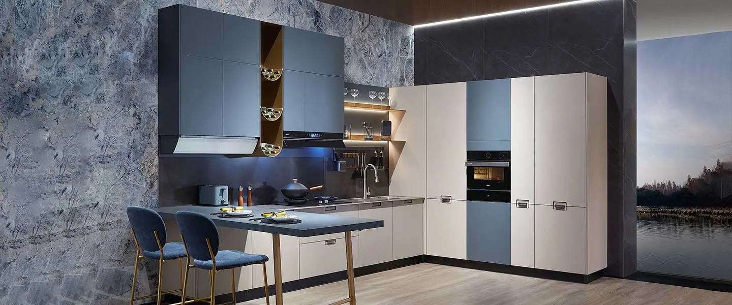Thiết kế thi công Tủ bếp Melamine màu xanh hiện đại