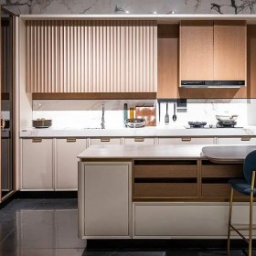 Thiết kế thi công Tủ bếp DEWROMA phong cách Trung Hoa hiện đại có bàn đảo