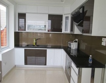 Đơn vị làm mặt đá ốp bếp đẹp, giá cá phải chăng, chất lượng đảm bảo