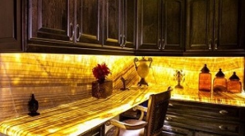 Đá Onyx Phòng Bếp và quầy Bar
